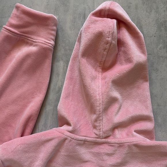 Lands End  Hoodie Velour  pink blush pull over  long sleeves  pockets NWOT Sz. M - Picture 9 of 13